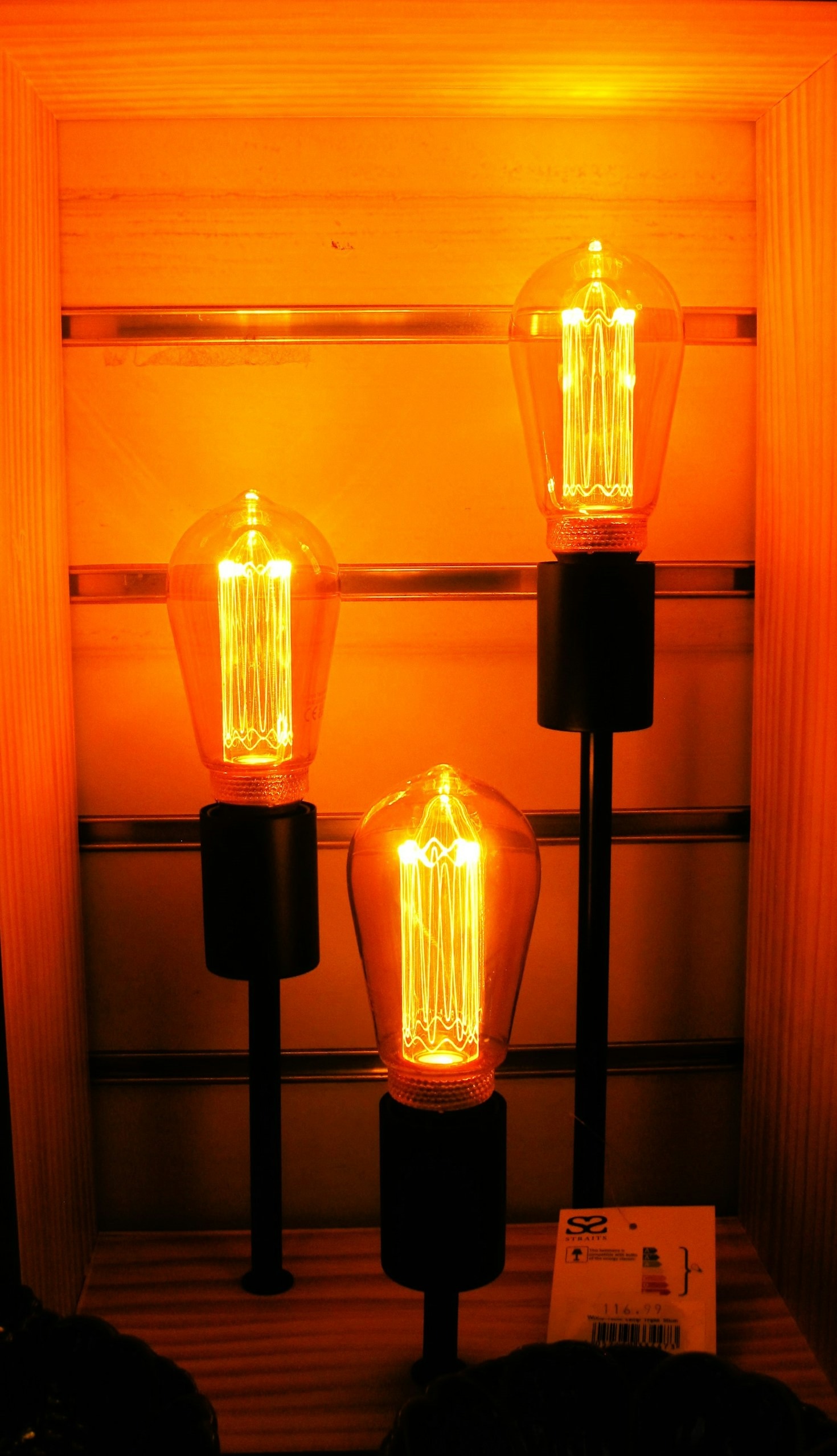 Tips for Designing Eye-Catching Signs and Displays